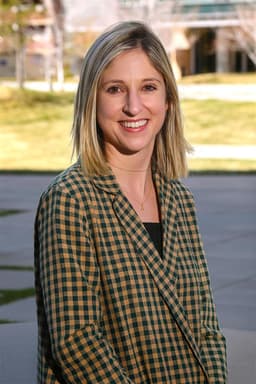 Profile photo of Dr. Rebecca Edwards Mayhew