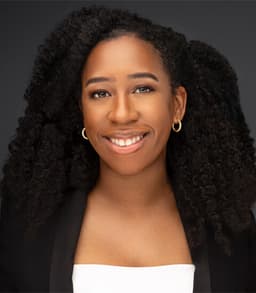 Profile photo of Dr. Nichelle Warren