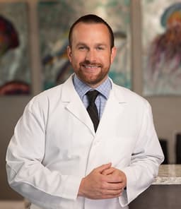 Profile photo of Dr. Peter Bracha