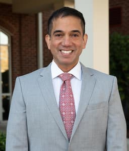 Profile photo of Dr. Tarek Persaud