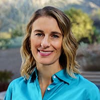 Profile photo of Dr. Lindsay Tavares