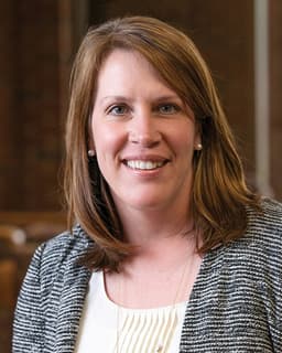 Profile photo of Dr. Elizabeth Groves-Egan