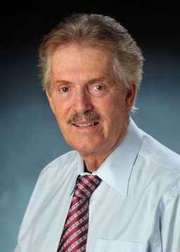 Profile photo of Dr. William Roberts
