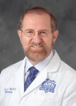 Profile photo of Dr. Daniel Steen