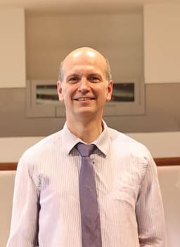 Profile photo of Dr. Felipe De Alba
