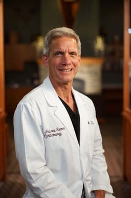 Profile photo of Dr. Andrew Riemer