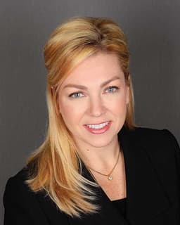 Profile photo of Dr. Elizabeth Henry