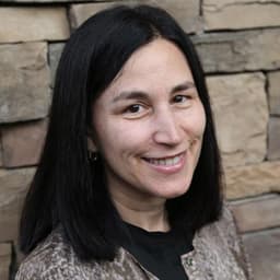 Profile photo of Dr. Naomi Falk