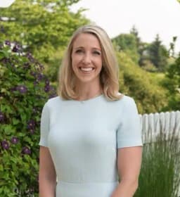 Profile photo of Dr. Elaine Kelly