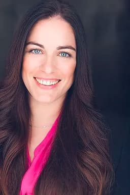 Profile photo of Dr. Alexandra Braunstein