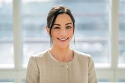 Profile photo of Dr. Lauren Oneill